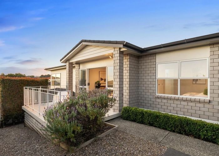  at 231 Jeffs Road, Flat Bush, Manukau City, Auckland