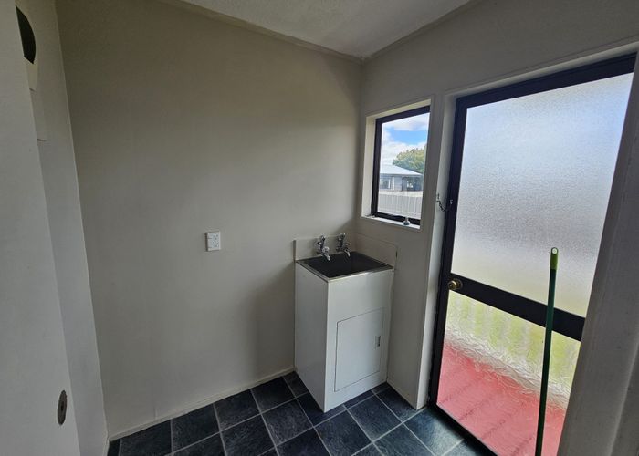  at 90B Tawa Street, Melville, Hamilton