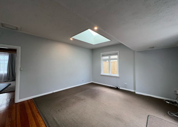  at 8 Bolton Street, Petone, Lower Hutt