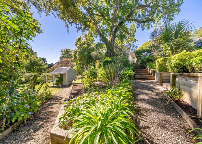  at 110 Barton Avenue, Heretaunga, Upper Hutt, Wellington