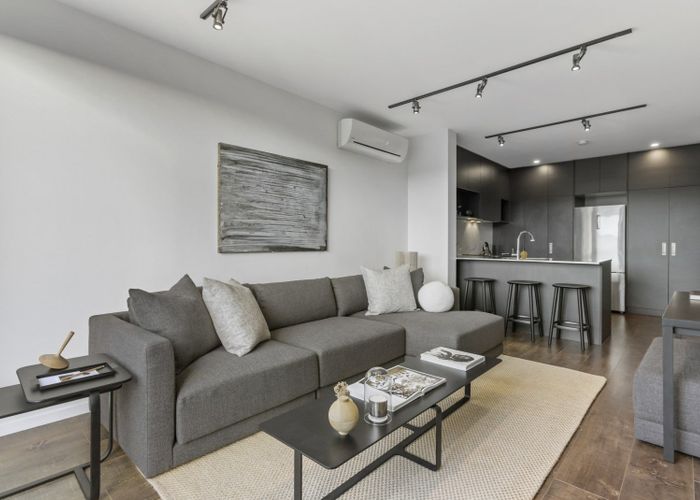  at 2/2 Second Avenue, Kingsland, Auckland