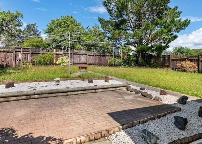  at 13 Elvira Place, Ranui, Waitakere City, Auckland