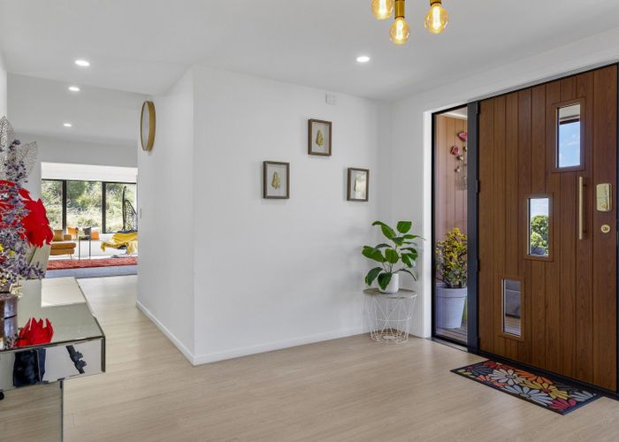  at 5 Grandview Lane, Acacia Bay, Taupo, Waikato