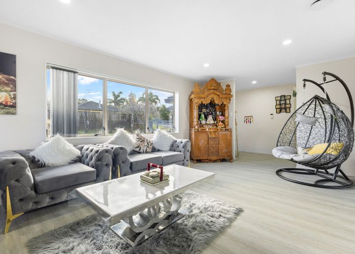  at 6 Rathmar Drive, Manurewa, Auckland