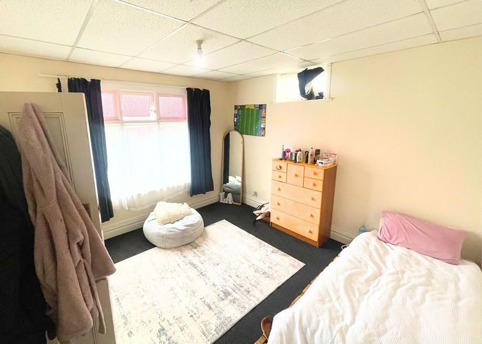  at 46 Gladstone Road, North East Valley, Dunedin, Otago