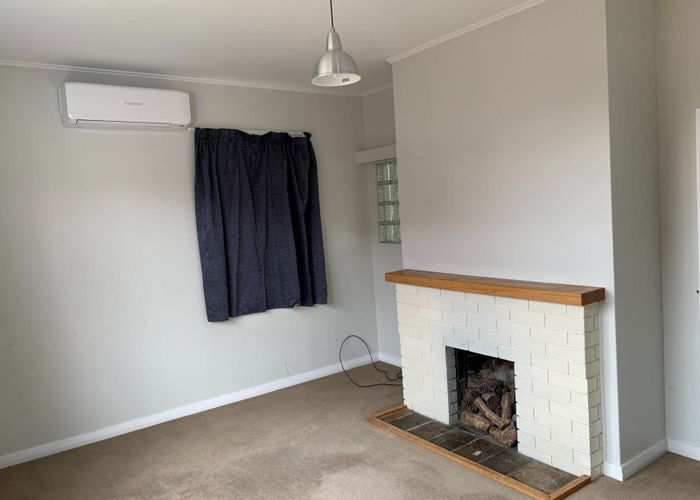  at 21B Horotutu Road, Greenlane, Auckland