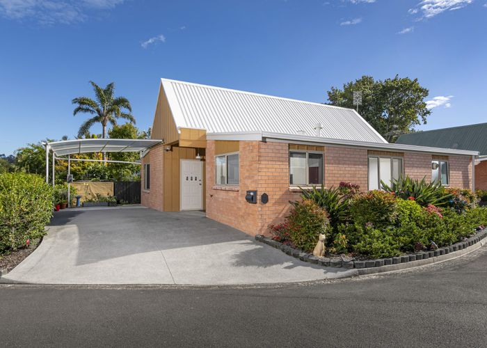  at 1/34 Waipuia Place, Greenhithe, North Shore City, Auckland