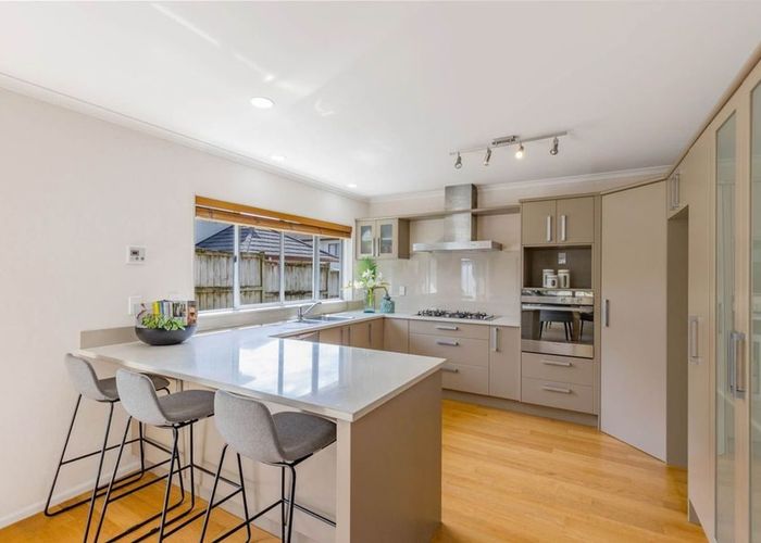  at 42 Seresin Crescent, Flat Bush, Manukau City, Auckland