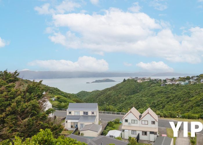  at 4B Glenwood Grove, Woodridge, Wellington