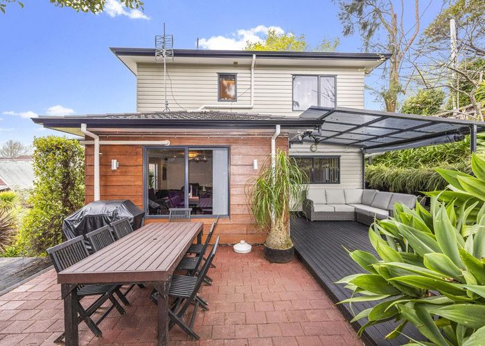  at 67E Pleasant Road, Glen Eden, Waitakere City, Auckland