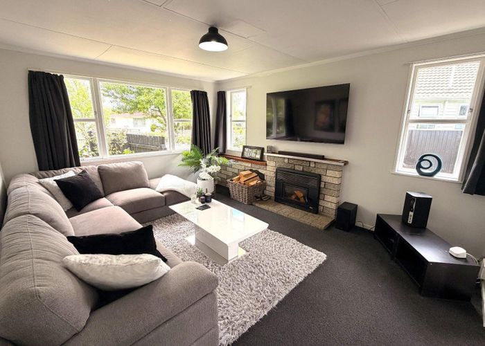  at 25 Mokau Place, Terrace End, Palmerston North, Manawatu / Whanganui