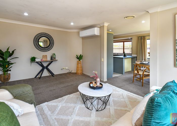  at 22 Croftview Road, Wattle Downs, Auckland