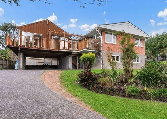  at 29 Braemar Road, Castor Bay, Auckland