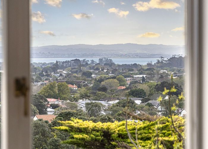  at 14 Dally Terrace, Three Kings, Auckland City, Auckland
