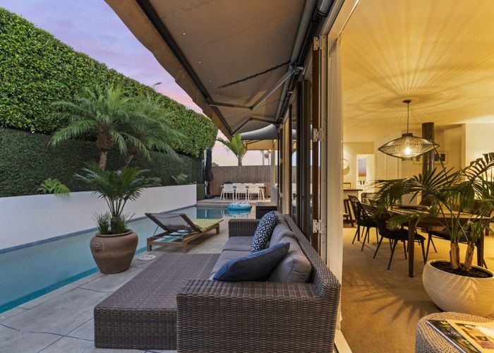  at 27A Peter Terrace, Castor Bay, North Shore City, Auckland