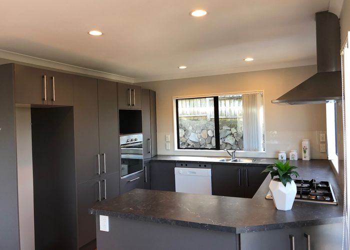  at 2/19 Lagoon Drive, Panmure, Auckland City, Auckland