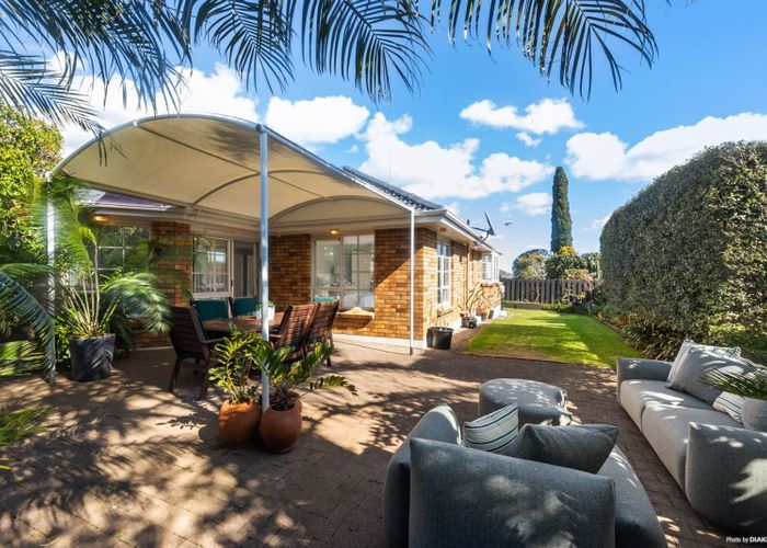  at 1/9 Crescent Hills Court, Northpark, Manukau City, Auckland