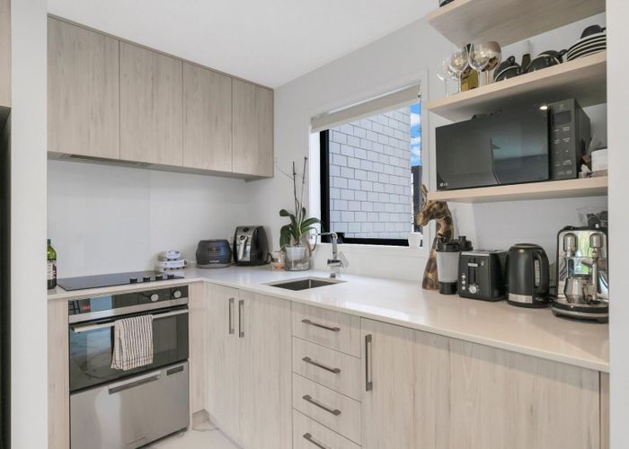  at 8/34 Sunnymead Road, Glen Innes, Auckland