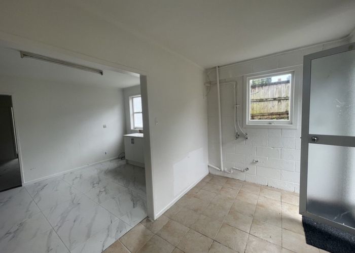  at 1/30 Ramillies Place, Glenfield, North Shore City, Auckland