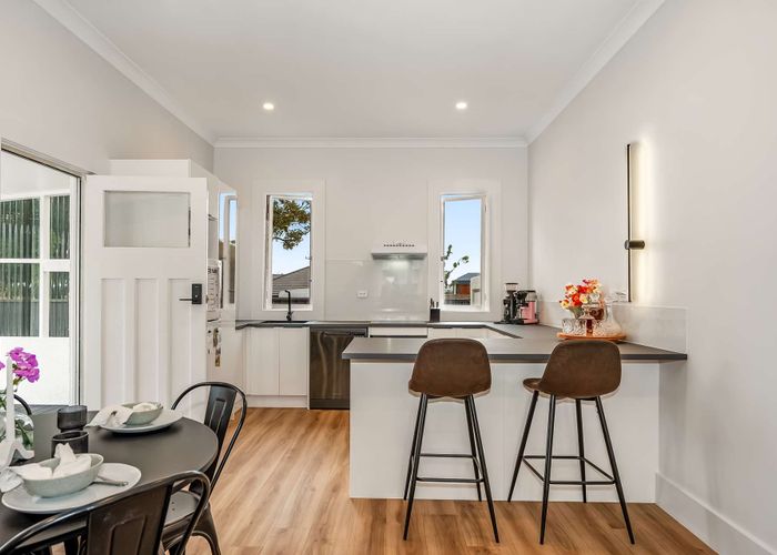  at 16 Perriam Place, Cromwell, Central Otago, Otago