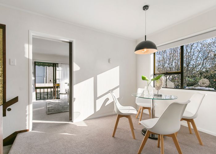  at 4/34 Wedgwood Avenue, Mangere East, Auckland