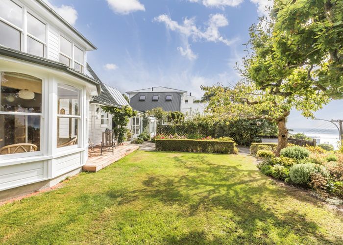  at 51 Awa Road, Karaka Bays, Wellington, Wellington