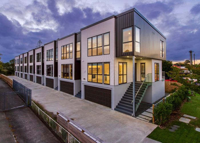  at 4/16 Brady Road, Otahuhu, Auckland City, Auckland