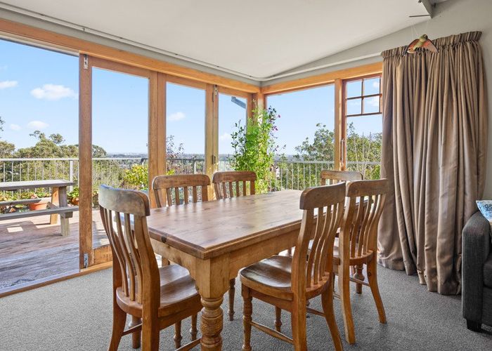  at 40 Hackthorne Road, Cashmere, Christchurch City, Canterbury