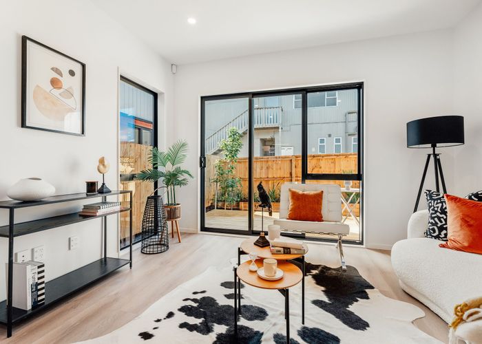  at 2/1F Rosyth Avenue, Bayswater, North Shore City, Auckland