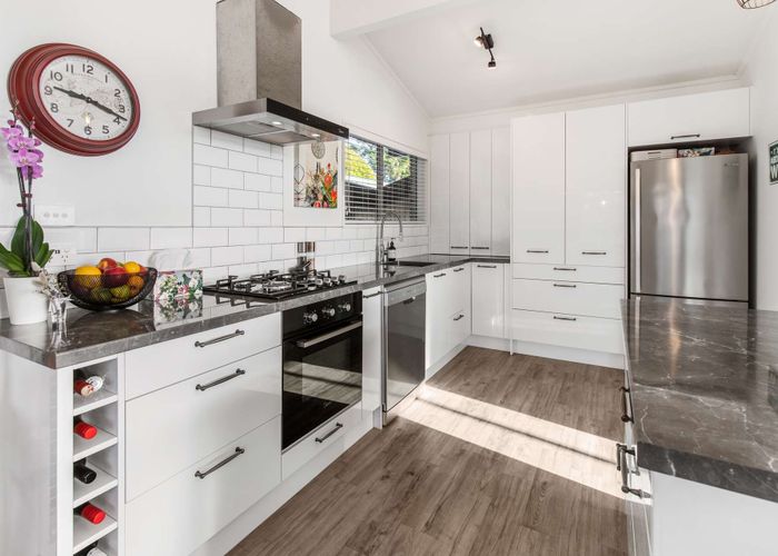  at 14 Pandora Place, Welcome Bay, Tauranga