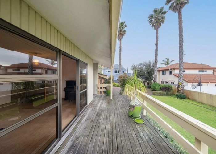  at 22 Rogers Avenue, Eastern Beach, Manukau City, Auckland