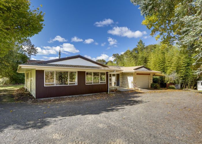  at 136 Seafield Road, Eskdale