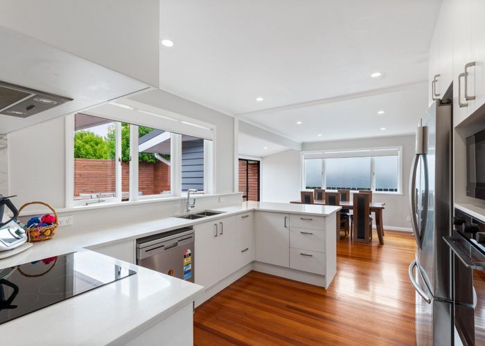  at 15 Matipo Road, Te Atatu Peninsula, Waitakere City, Auckland