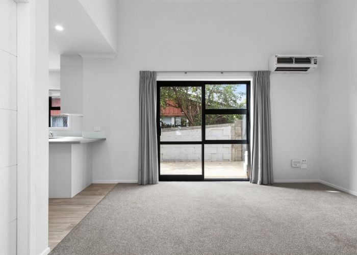  at 2/27 Seddon Road, Frankton, Hamilton