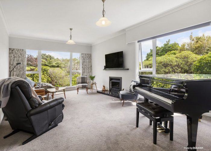  at 82 Messines Road, Karori, Wellington