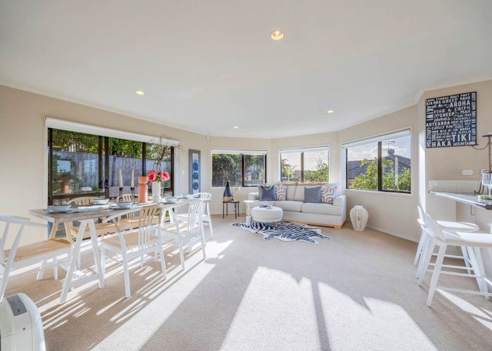  at 7 Durbin Court, Greenhithe, Auckland