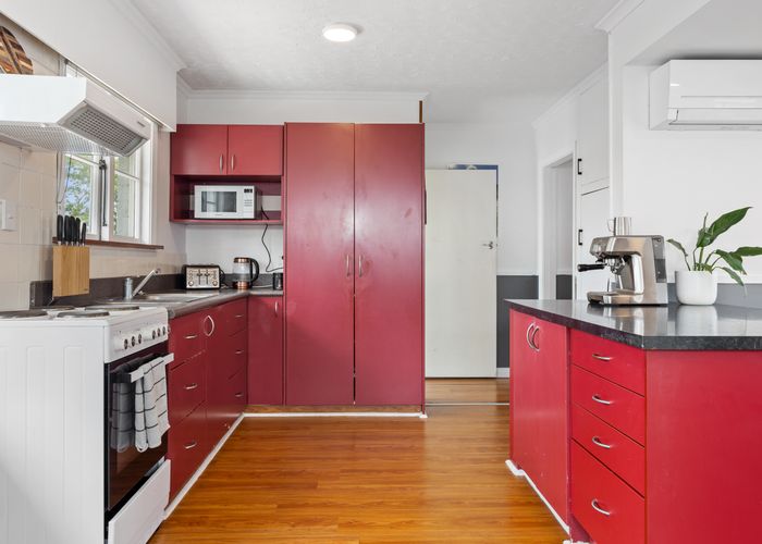  at 9 Bideford Place, Dallington, Christchurch