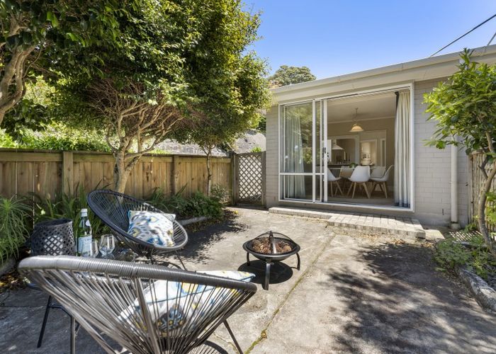  at 335F Devon Street West, New Plymouth, New Plymouth