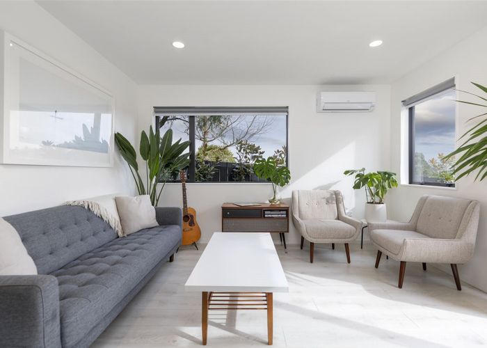  at 14 Mana Place, Te Atatu Peninsula, Auckland