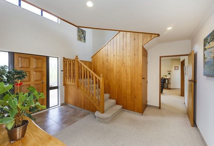  at 515 Roberts Line, Kelvin Grove, Palmerston North