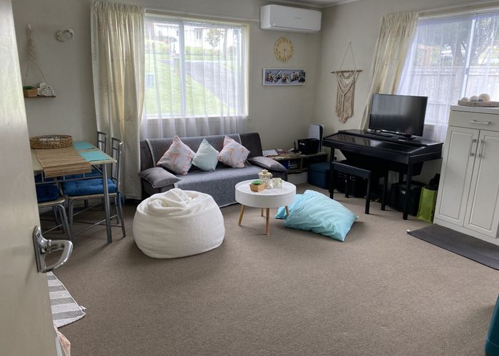  at 1/24 Peach Road, Glenfield, North Shore City, Auckland