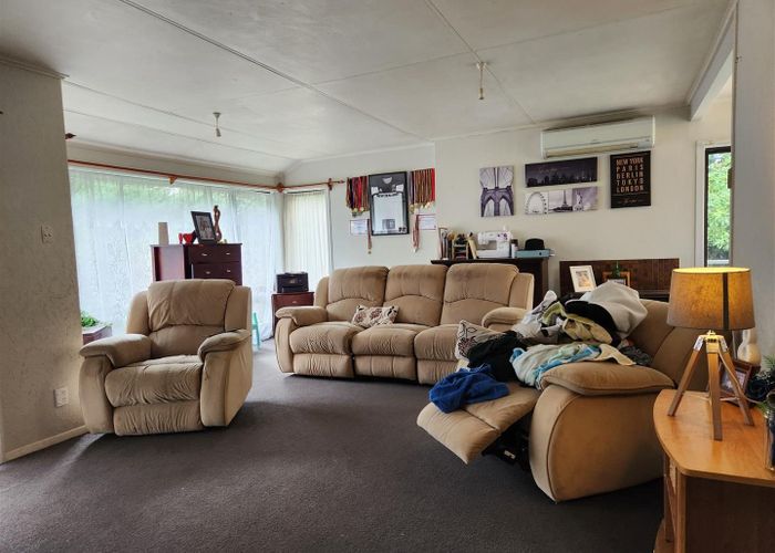  at 1 Snell Drive, Chartwell, Hamilton