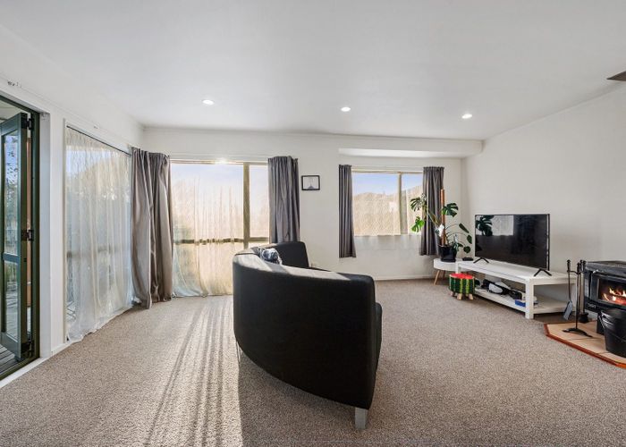  at 1/112 Parkhurst Road, Parakai, Rodney, Auckland