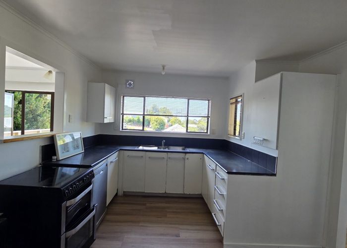  at 21 Glenorchy Street, Glen Eden, Waitakere City, Auckland