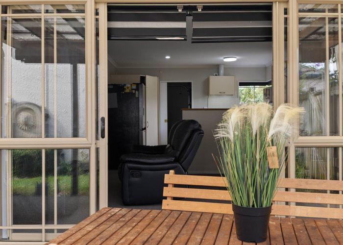  at 7 Hibernian Drive, Ranui, Waitakere City, Auckland