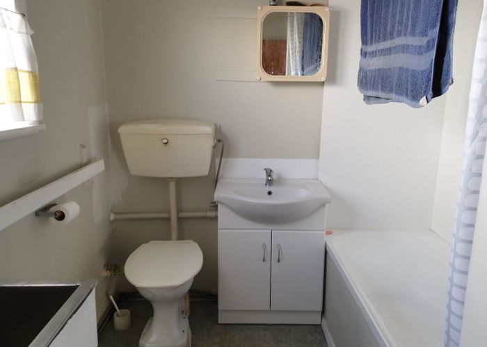  at 02/164 Hutt Road, Petone, Lower Hutt, Wellington