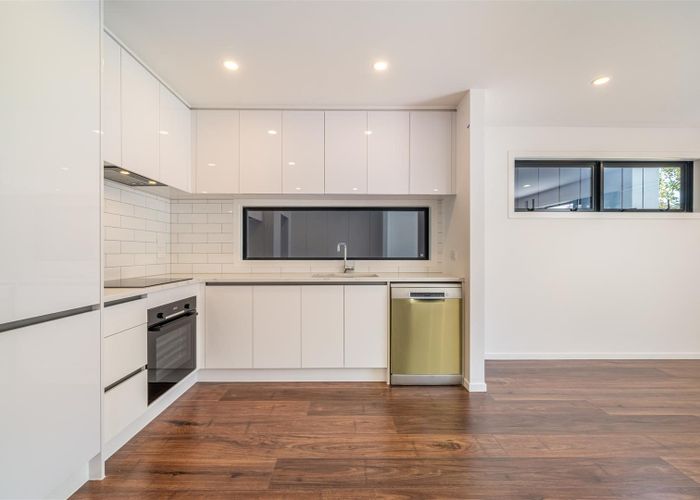  at 7c Hay Street, Ebdentown, Upper Hutt, Wellington