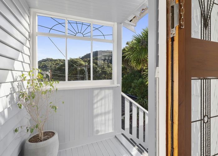  at 186 Darlington Road, Miramar, Wellington