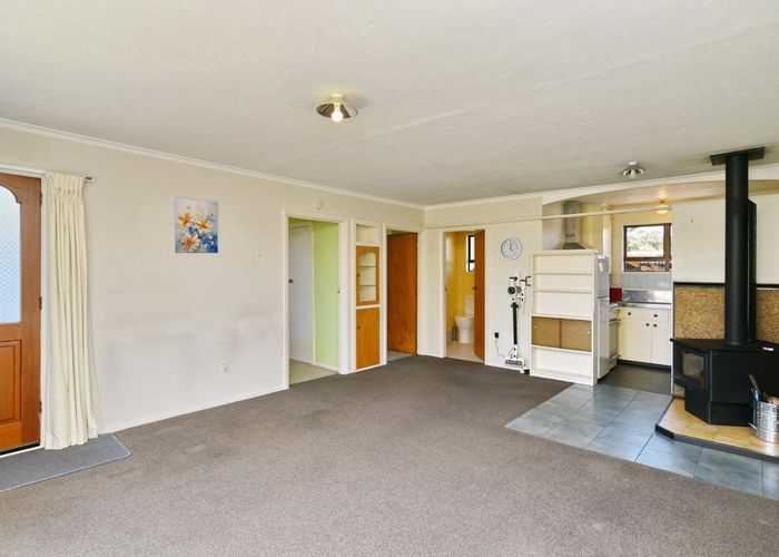  at 4 Amberley Beach Road, Amberley, Amberley