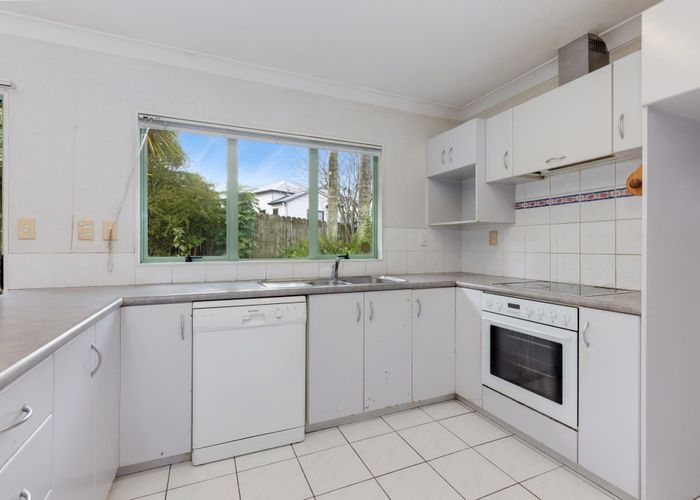  at 6 Millstream Drive, Henderson, Waitakere City, Auckland